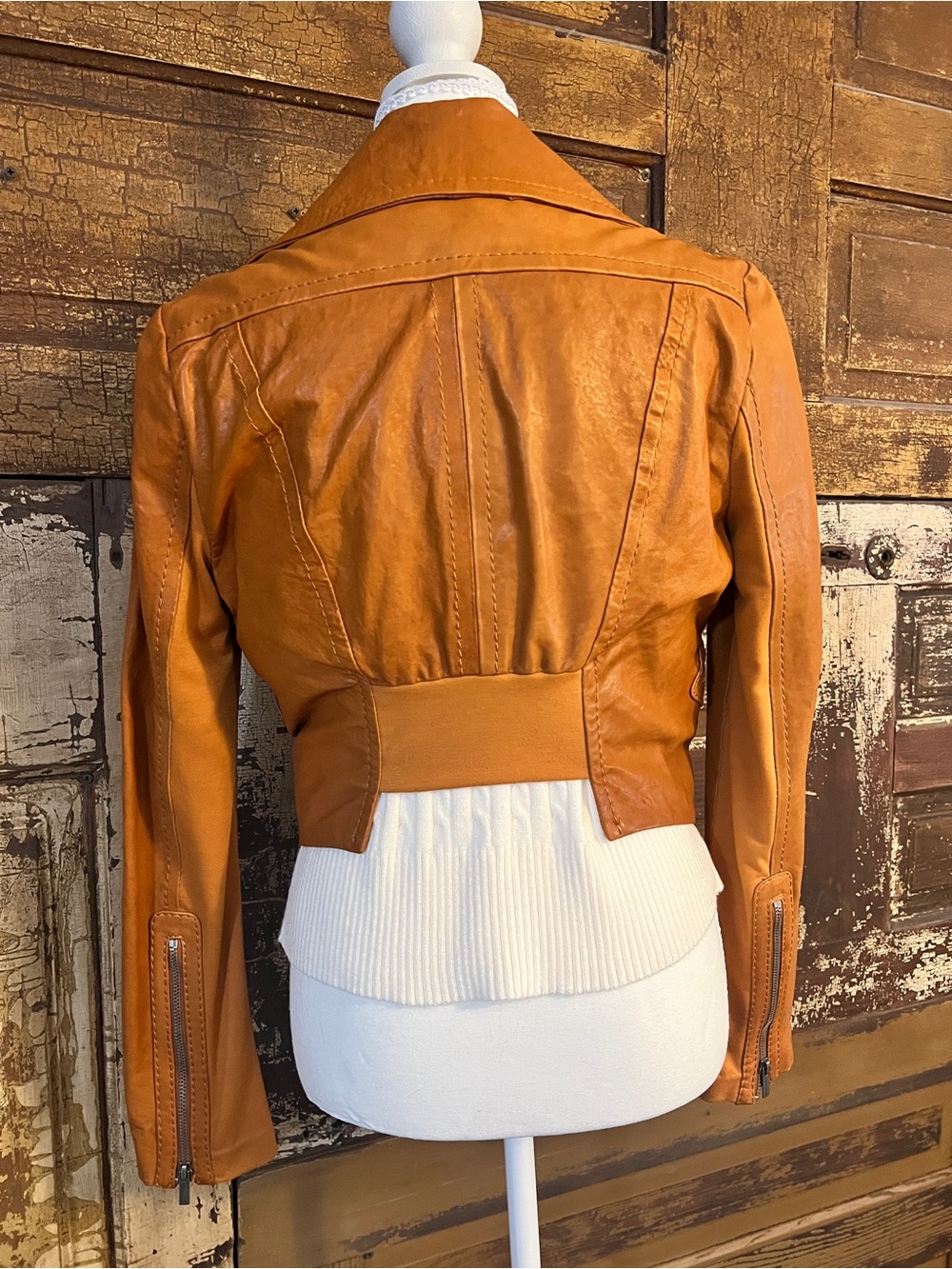 BCBGMAXAZRIA Cognac Moto Jacket | Cropped Zip Front Statement Jacket - Picture 4 of 6